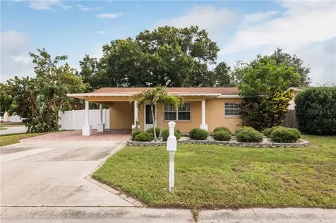 5495 58th Avenue N St Petersburg FL 33709