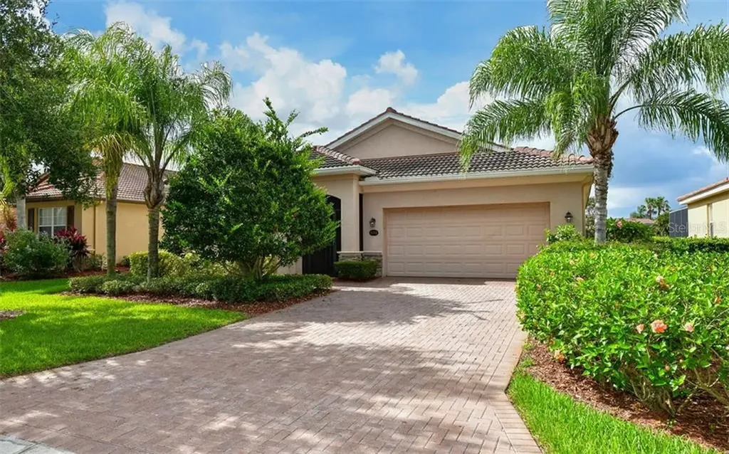 9104 Hammock Edge Place Bradenton FL 34212