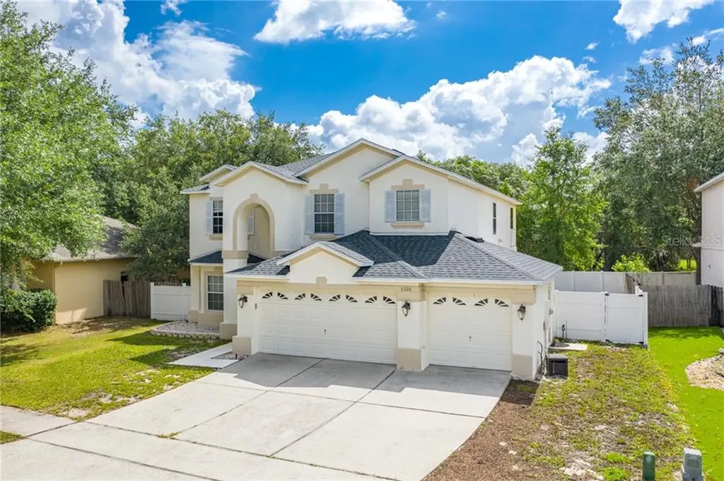 1326 Falconwood Court Apopka FL 32712