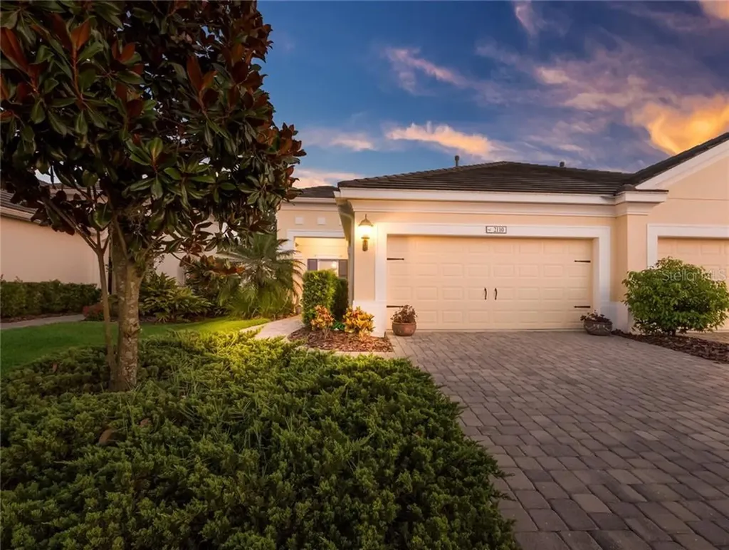 2110 Crystal Lake Trail Bradenton FL 34211
