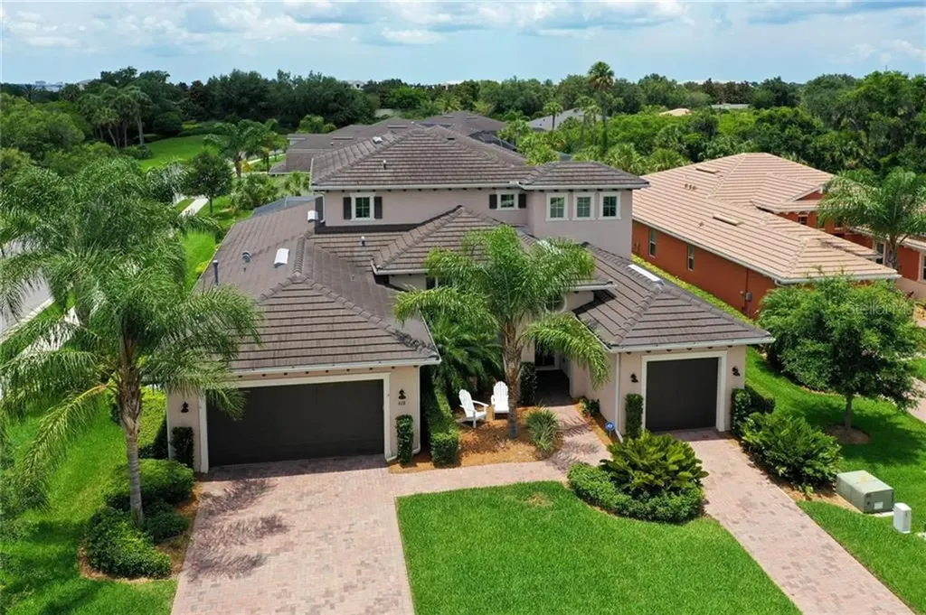 928 Mangrove Edge Court Bradenton FL 34208
