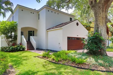 2705 W Bay Avenue Tampa FL 33611
