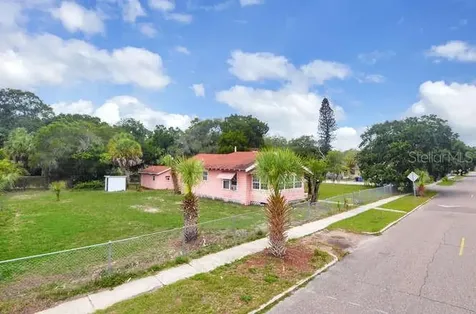 2809 6th Street S St Petersburg FL 33705