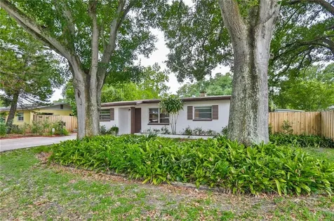 5318 58th Avenue N St Petersburg FL 33709