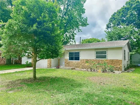 5940 Mckee Lake Drive N St Petersburg FL 33709