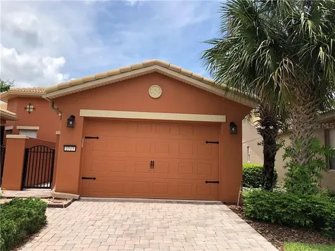 2717 Palm Tree Drive Kissimmee FL 34759