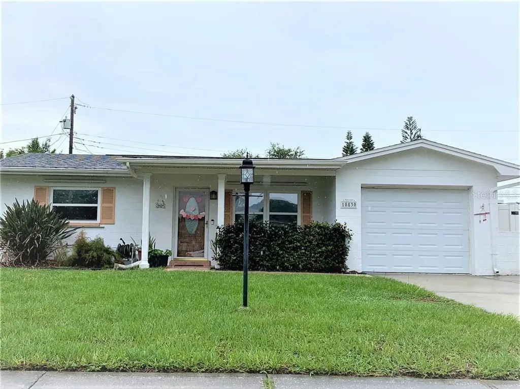 10830 Temple Avenue Seminole FL 33772