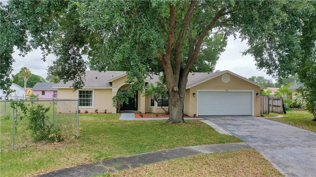 1807 Peakview Court Orlando FL 32818