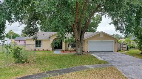 1807 Peakview Court Orlando FL 32818