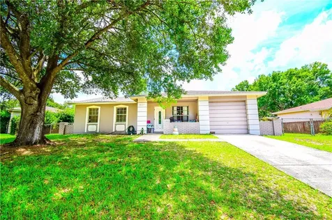8625 Fish Lake Road Tampa FL 33619