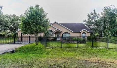 86 Fisher Terrace Ocklawaha FL 32179