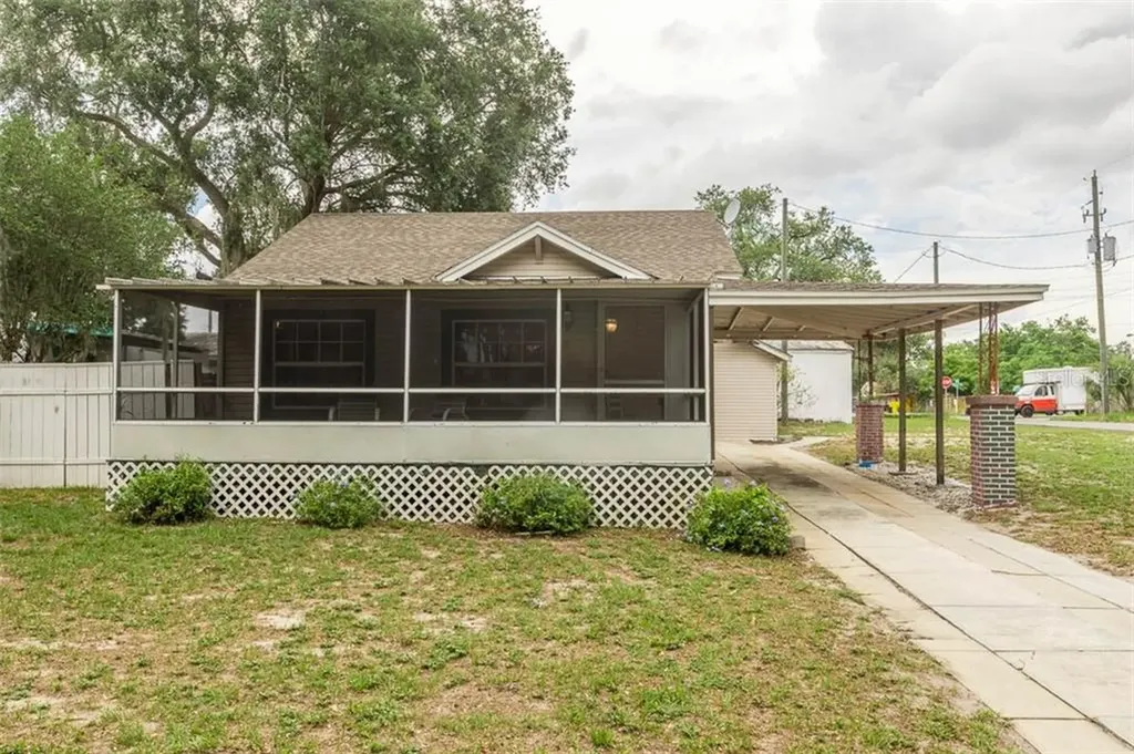 3017 Avenue F NW Winter Haven FL 33880