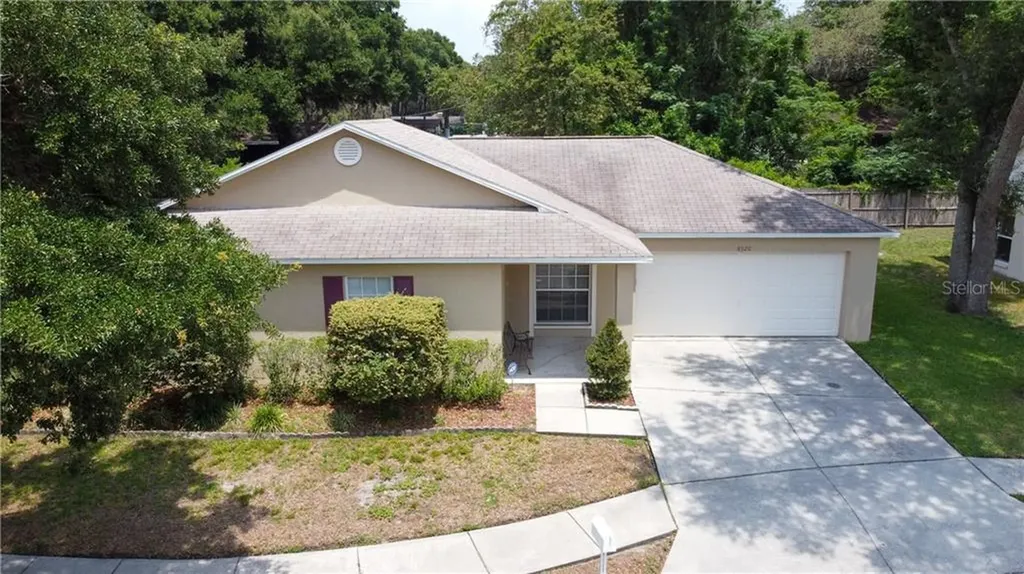 8520 Queen Brooks Court Temple Terrace FL 33637