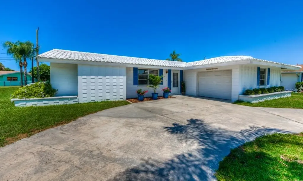 6944 Antigua Place Sarasota FL 34231