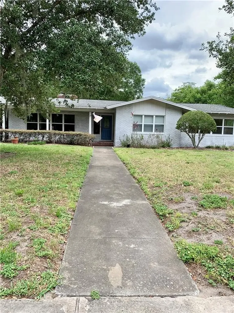 324 S Lakeview Avenue Winter Garden FL 34787
