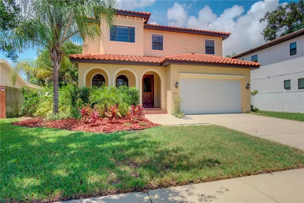2819 W Pearl Avenue Tampa FL 33611