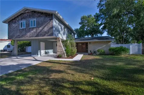 8414 Flagstone Drive Tampa FL 33615