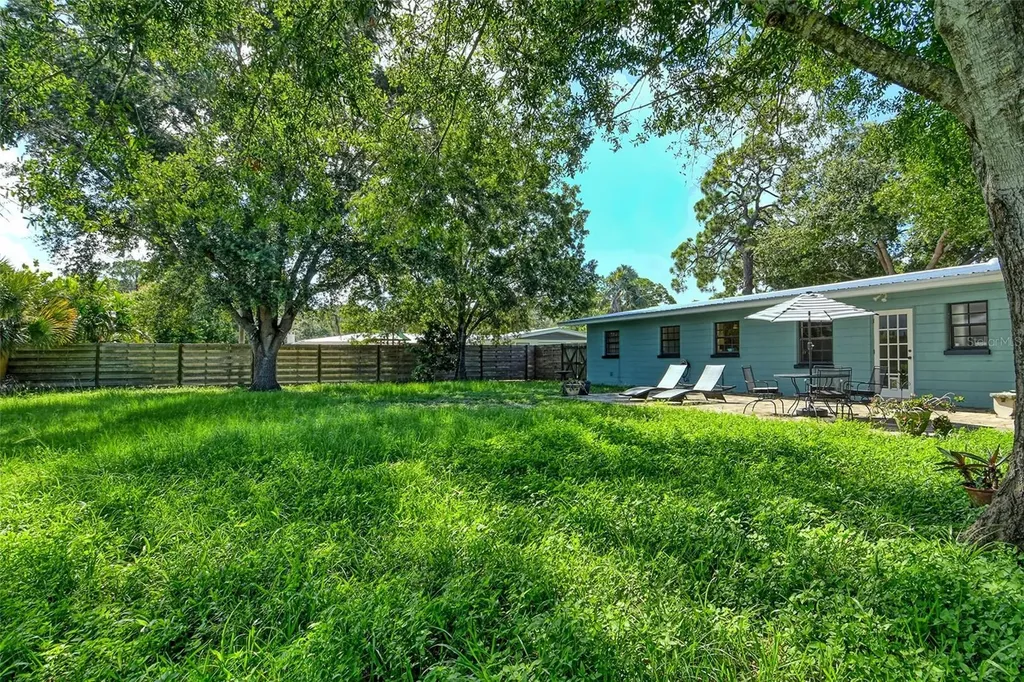 2309 Lynn Street Sarasota FL 34231