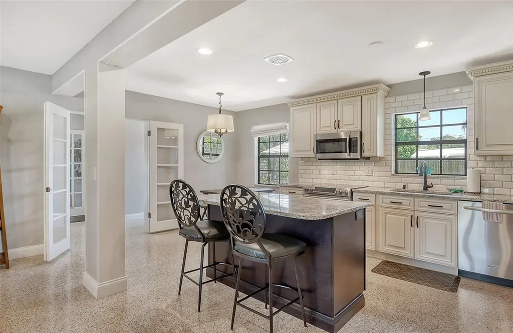 2309 Lynn Street Sarasota FL 34231