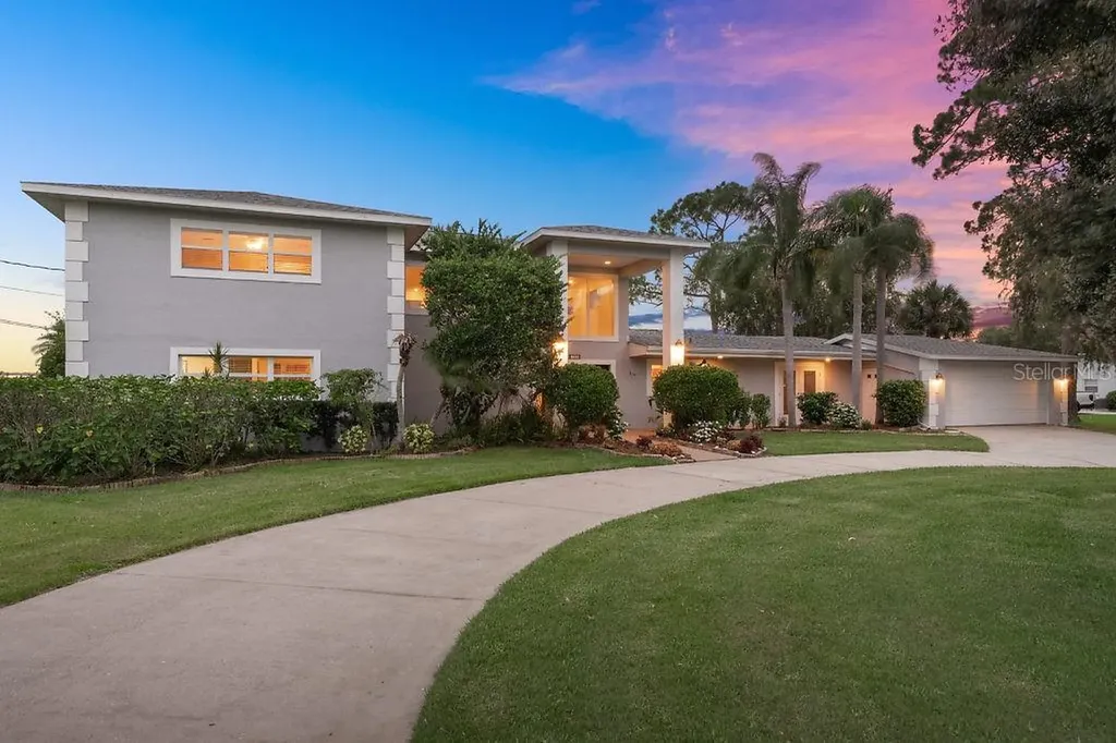 728 Shore Drive E Oldsmar FL 34677