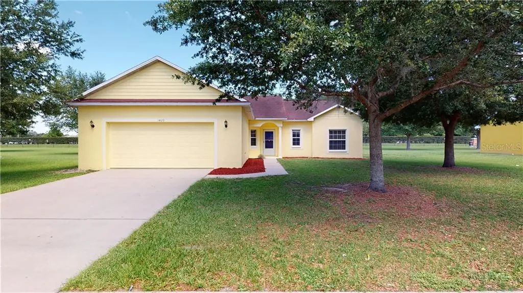 1420 Cristo Rey Place Plant City FL 33566