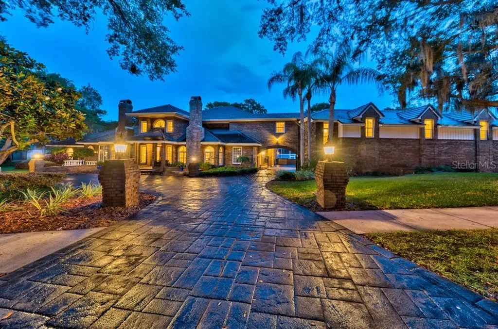 3501 Shoreline Circle Palm Harbor FL 34684