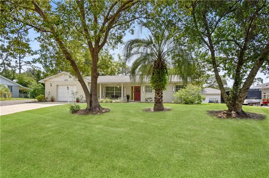 215 Grande Vista Street Debary FL 32713