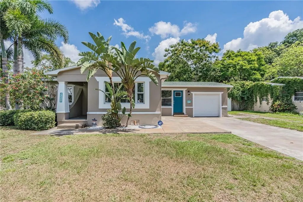5111 8th Avenue N St Petersburg FL 33710