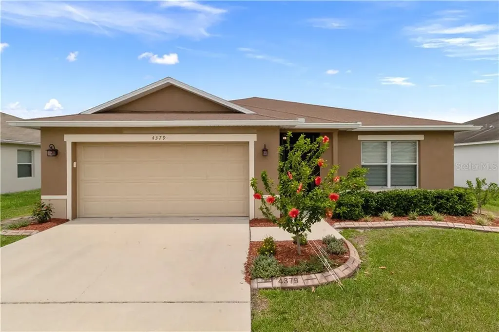 4379 Sun Center Road Mulberry FL 33860