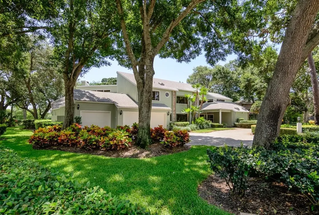 2957 Eagle Estates Circle E Clearwater FL 33761
