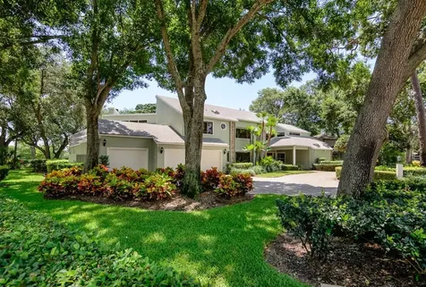 2957 Eagle Estates Circle E Clearwater FL 33761