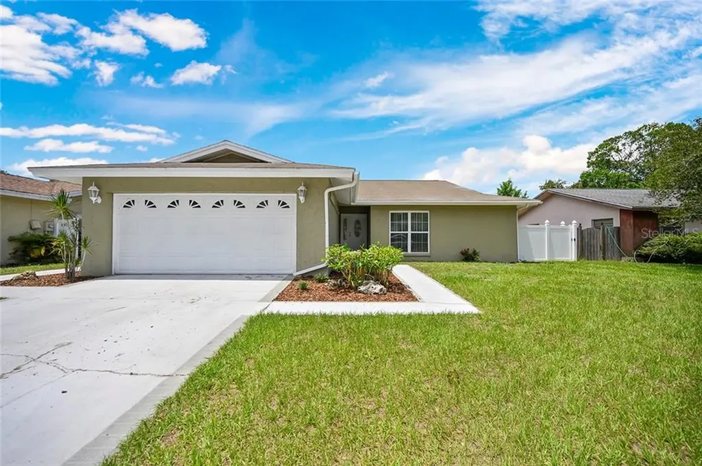 14539 Diplomat Drive Tampa FL 33613