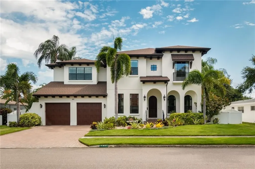 481 Capri Way NE St Petersburg FL 33704