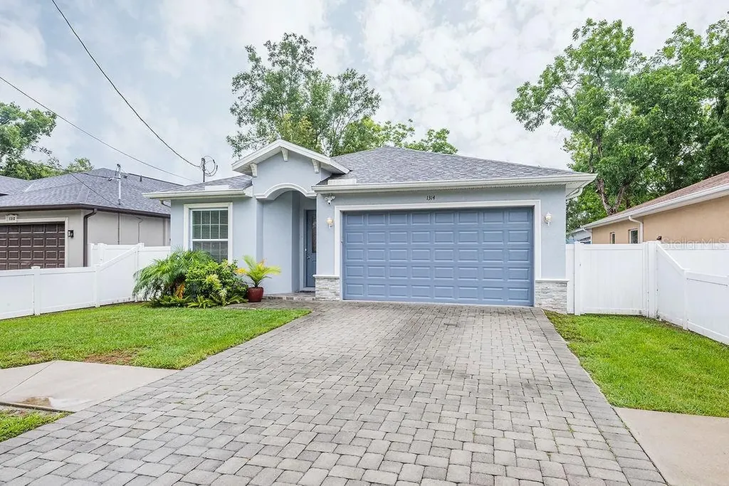 1314 W Lambright Street Tampa FL 33604