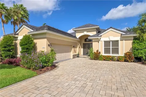 8420 Misty Morning Court Lakewood Ranch FL 34202