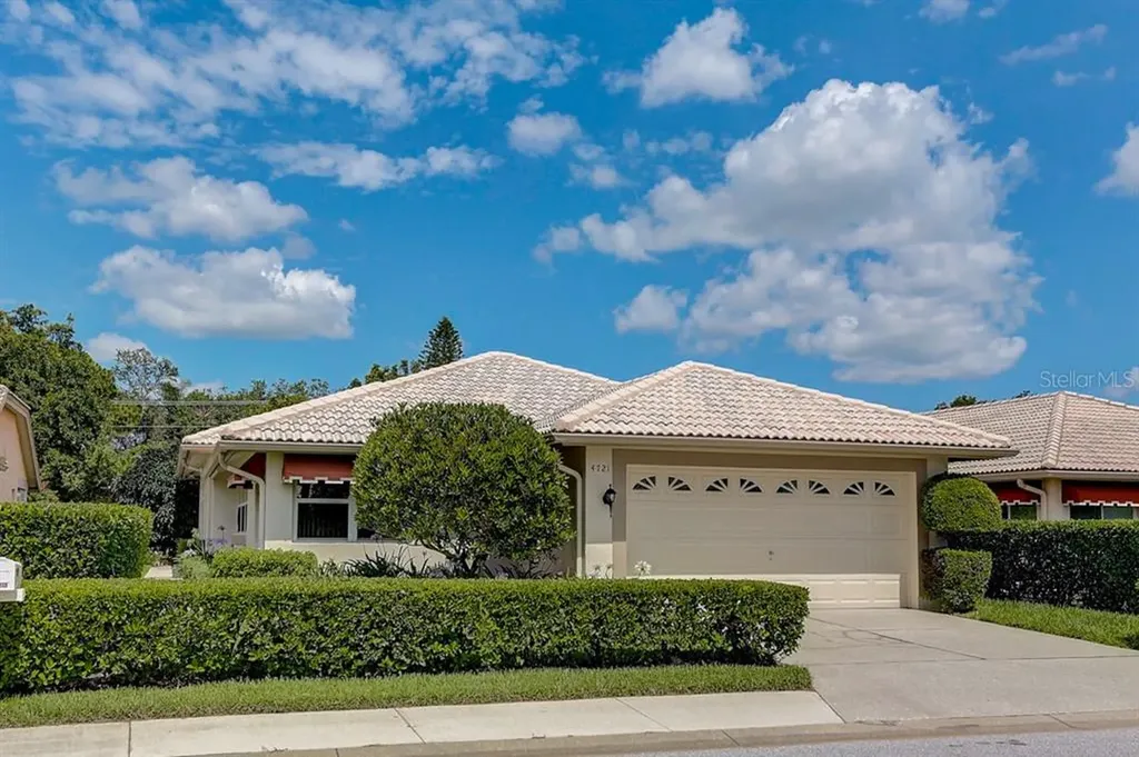 4721 Montrose Drive Bradenton FL 34210
