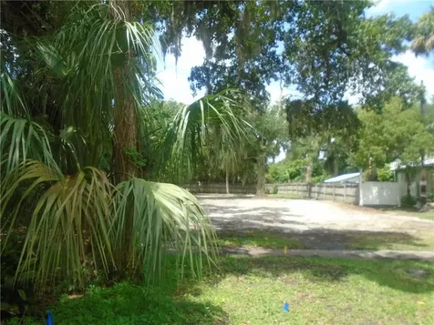 624 S Palmetto Avenue Daytona Beach FL 32114