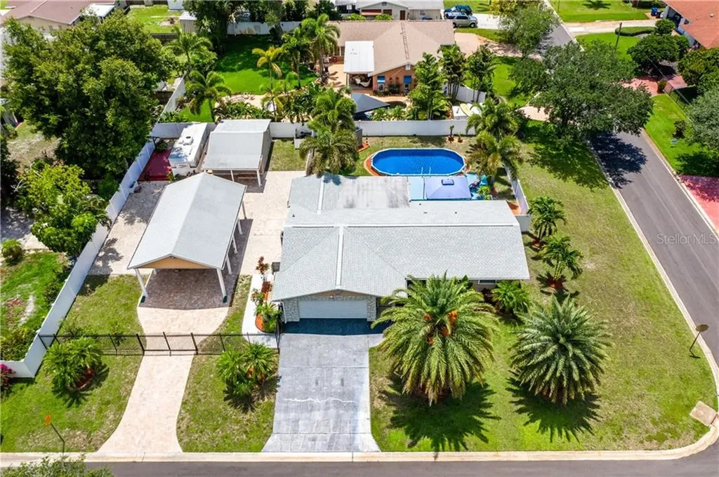 1196 55th Street N St Petersburg FL 33710