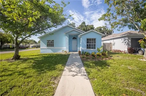 500 37th Avenue N St Petersburg FL 33704