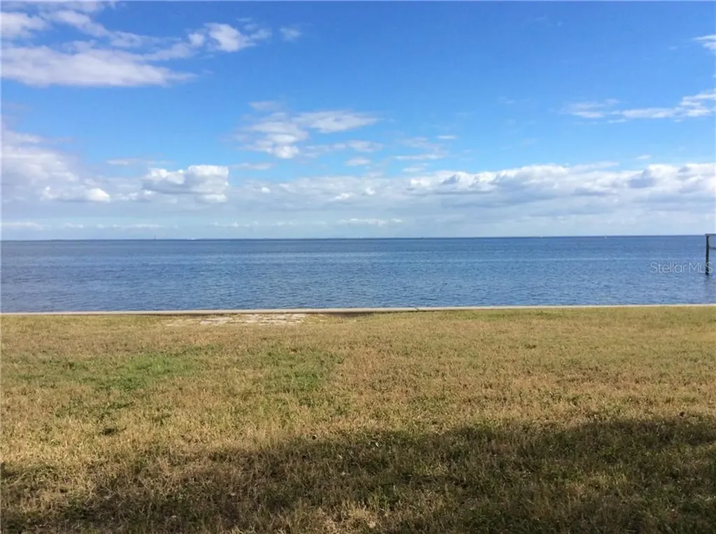 3801 Bayshore Boulevard NE St Petersburg FL 33703