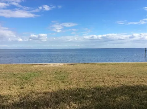 3801 Bayshore Boulevard NE St Petersburg FL 33703