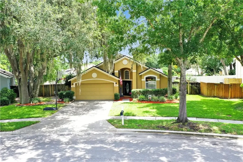 616 Lake Claire Court Oviedo FL 32765