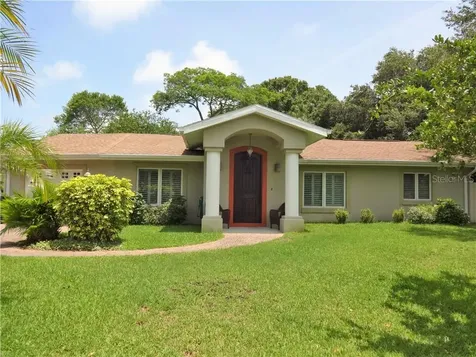 6425 Flamingo Way S St Petersburg FL 33707
