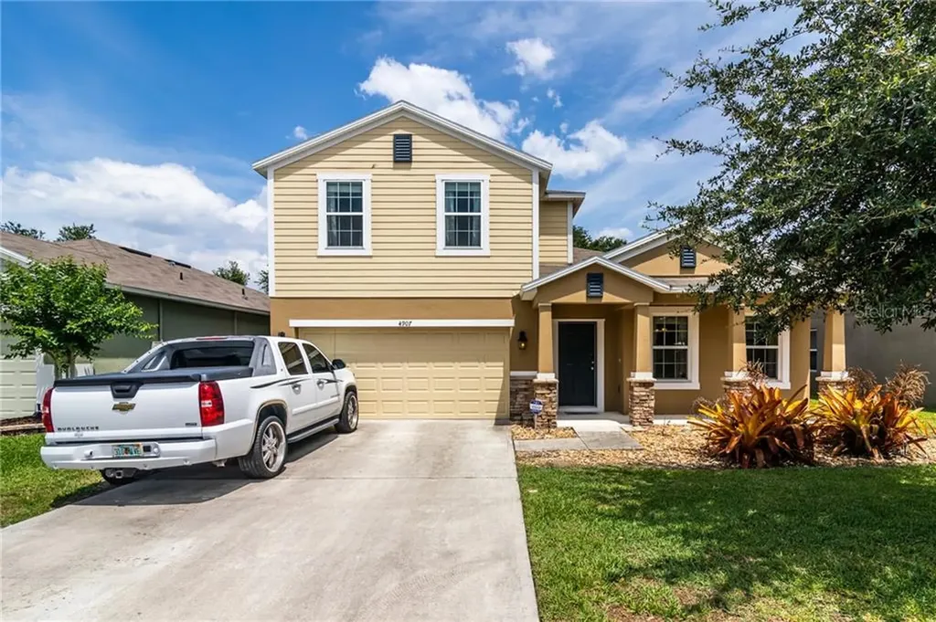 4907 Grassy Knoll Drive Tavares FL 32778