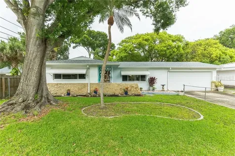 7961 3rd Street N St Petersburg FL 33702