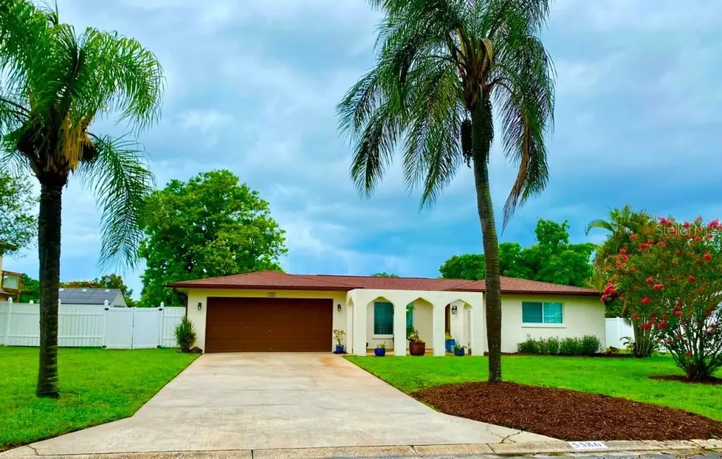 5586 Merrimac Drive Sarasota FL 34231
