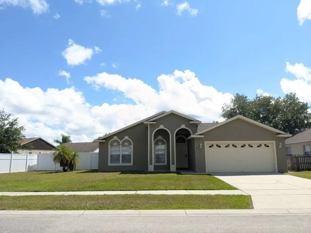 2227 Justin Avenue Orlando FL 32826