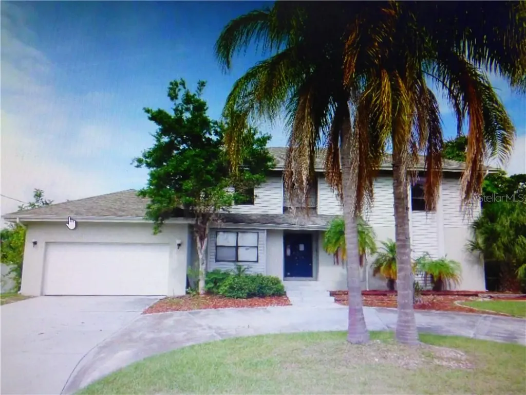 708 Kingston Court Apollo Beach FL 33572