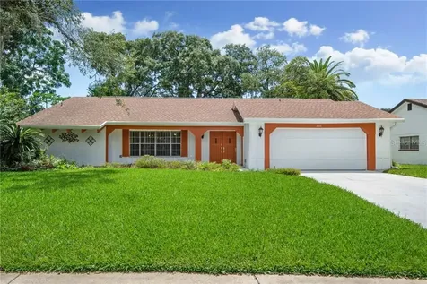 8212 Clover Hill Loop Hudson FL 34667