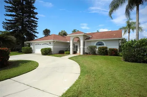 5117 Palm Aire Drive Sarasota FL 34243